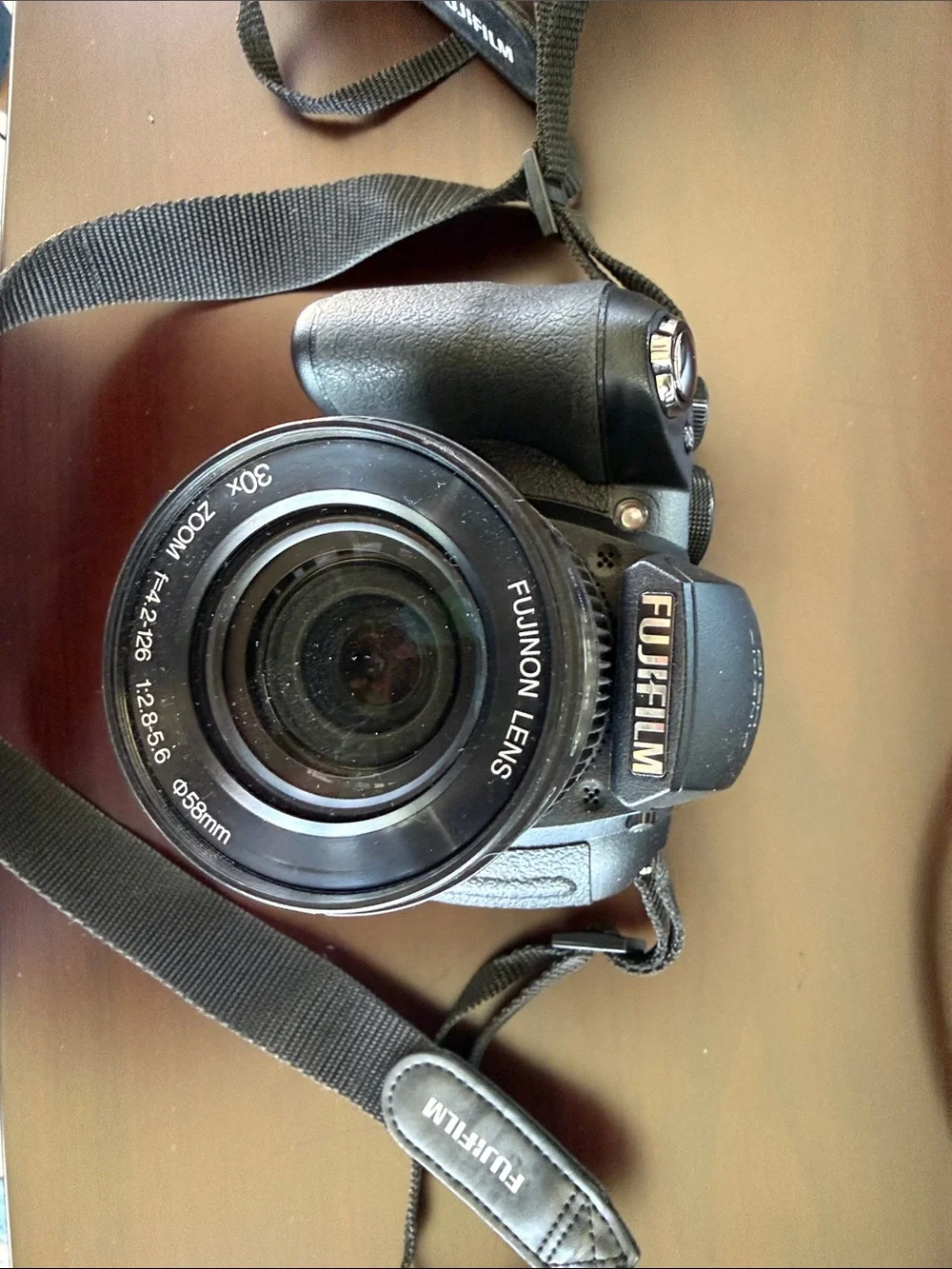 Fujifilm FinePix HS10 Black Camera Box with 30x Zoom Artwork